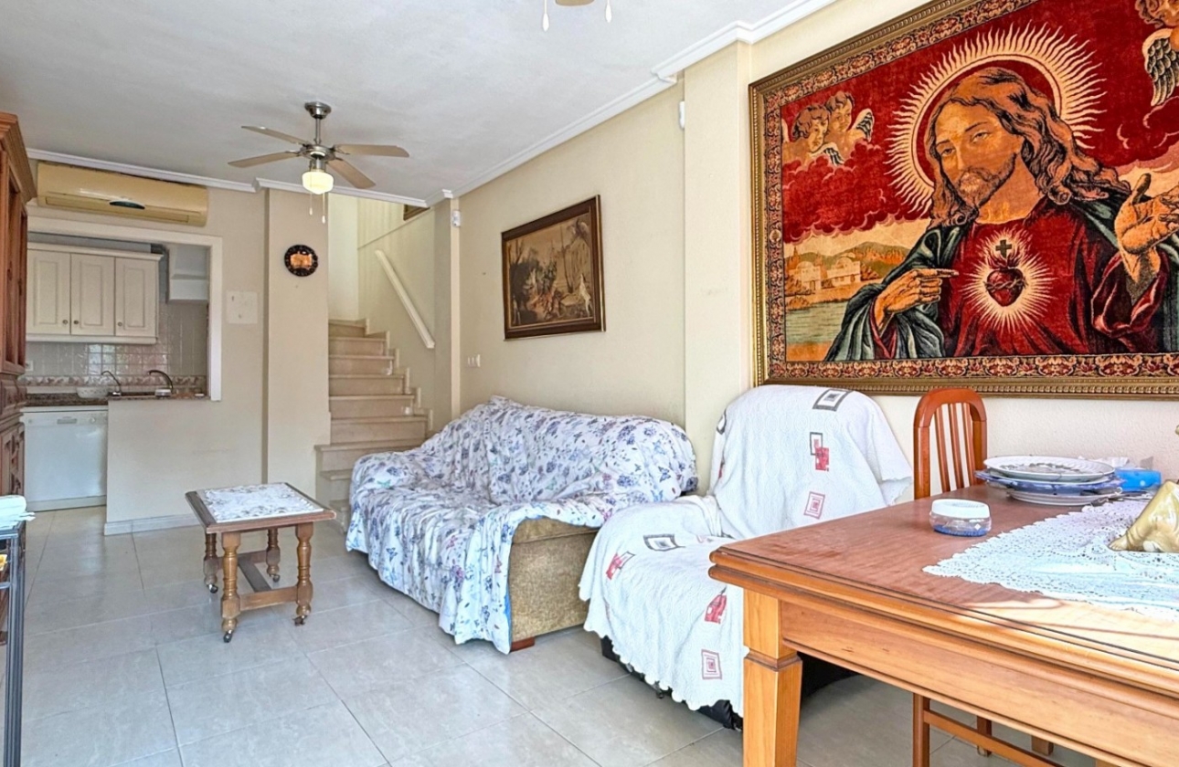 Resale - House - Torrevieja - La Siesta - El Salado -  Torreta