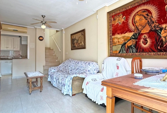 Resale - House - Torrevieja - La Siesta - El Salado -  Torreta