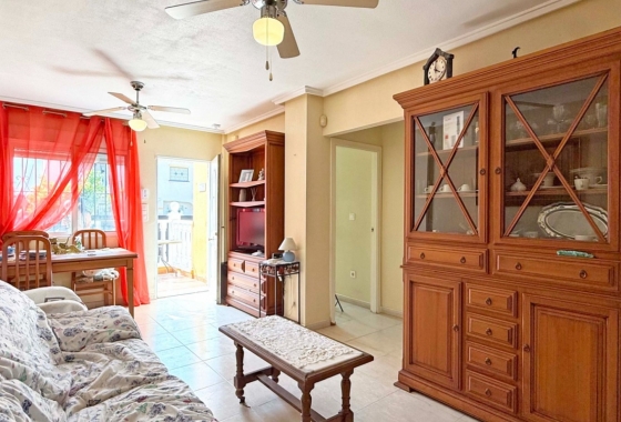 Resale - House - Torrevieja - La Siesta - El Salado -  Torreta