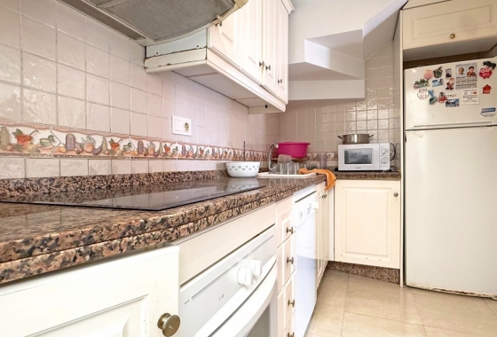 Resale - House - Torrevieja - La Siesta - El Salado -  Torreta