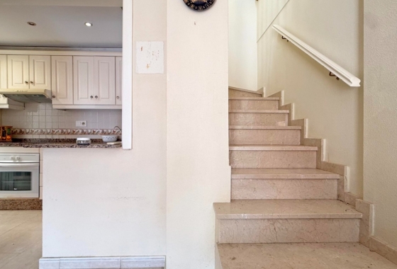 Resale - House - Torrevieja - La Siesta - El Salado -  Torreta