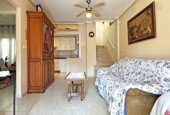 Resale - House - Torrevieja - La Siesta - El Salado -  Torreta