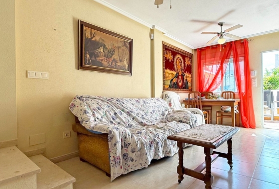 Resale - House - Torrevieja - La Siesta - El Salado -  Torreta