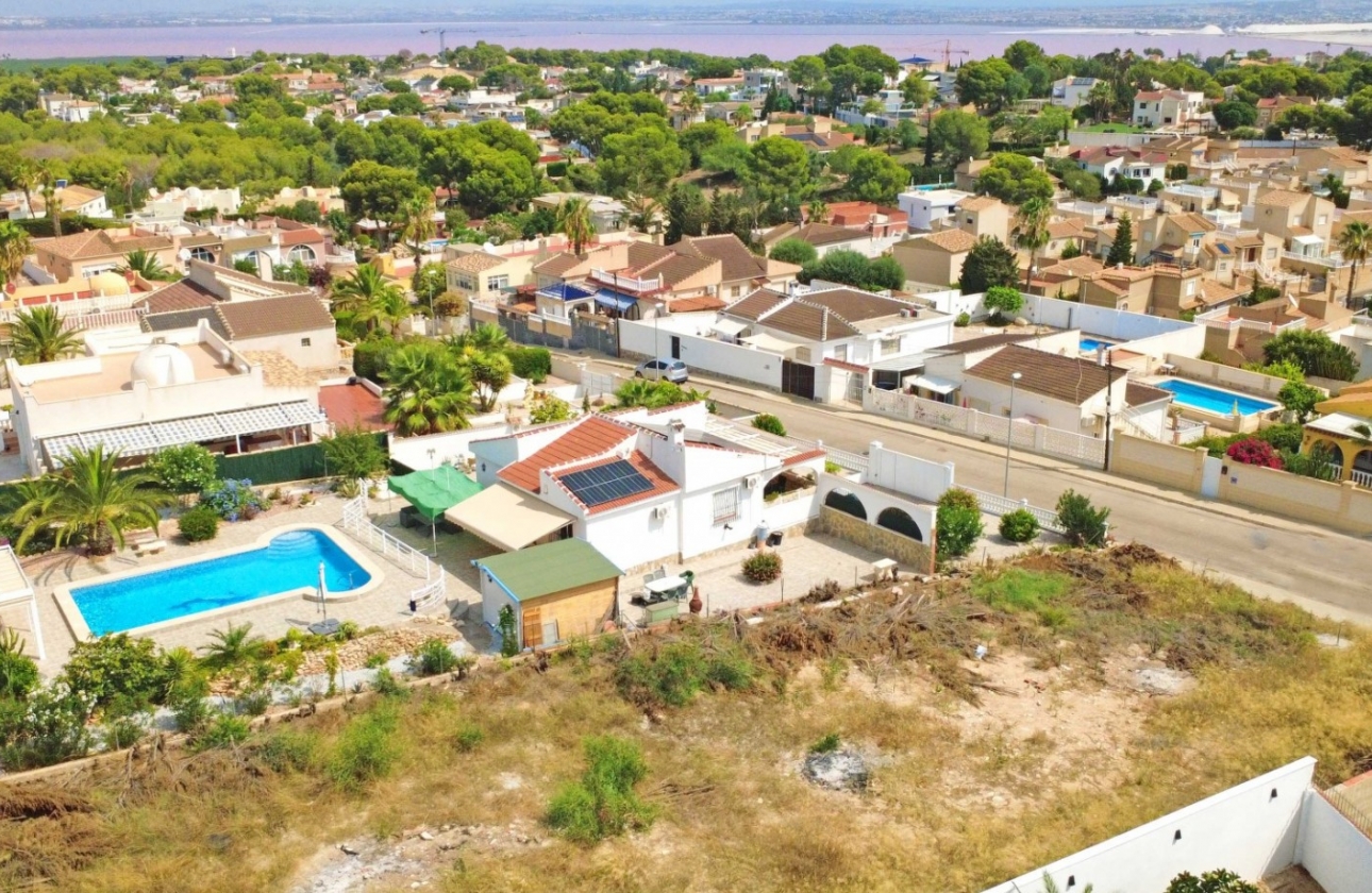Resale - Plot / Land - Torrevieja - Los Balcones - Los Altos del Edén