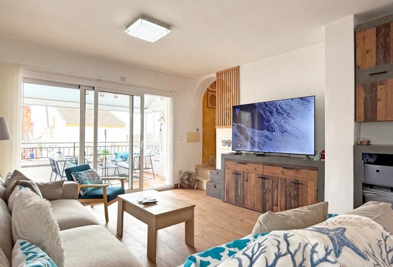 Resale - Villa - Orihuela Costa - Villamartín