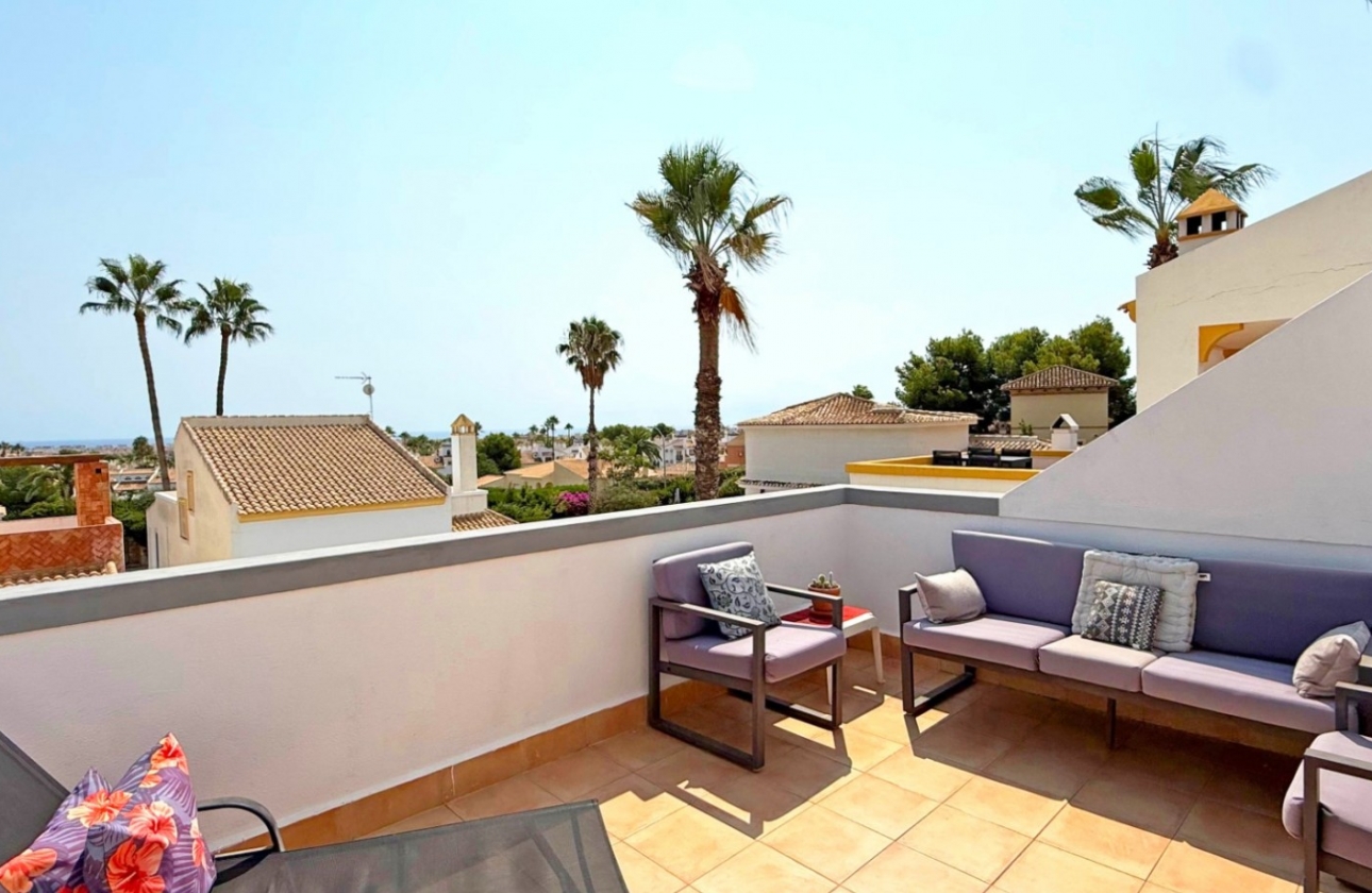 Resale - Villa - Orihuela Costa - Villamartín