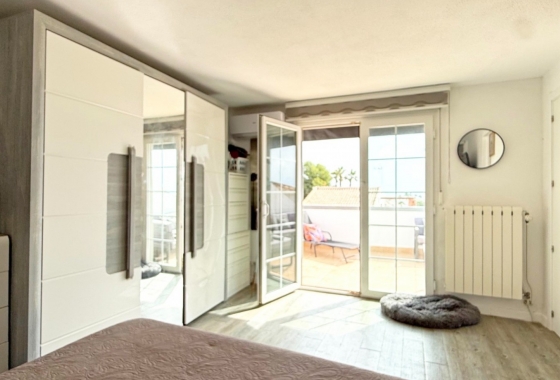 Resale - Villa - Orihuela Costa - Villamartín