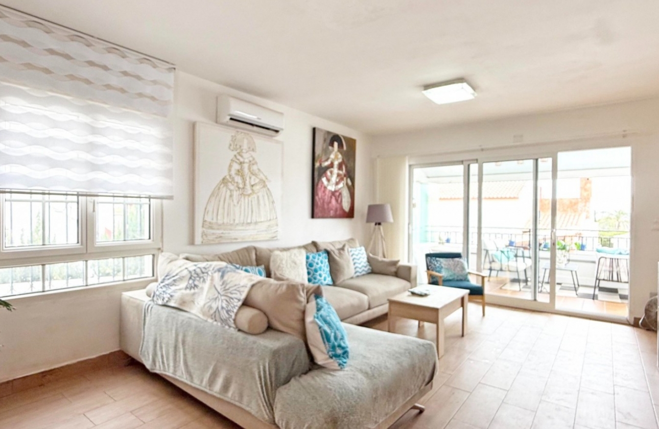 Resale - Villa - Orihuela Costa - Villamartín