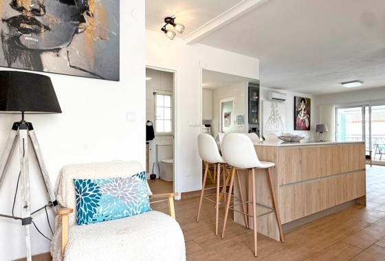 Resale - Villa - Orihuela Costa - Villamartín