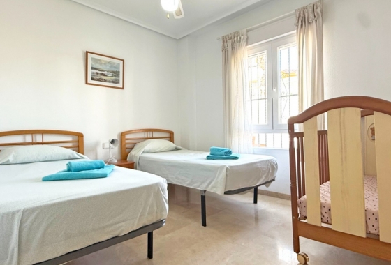 Resale - Apartment / flat - Orihuela Costa - Villamartín