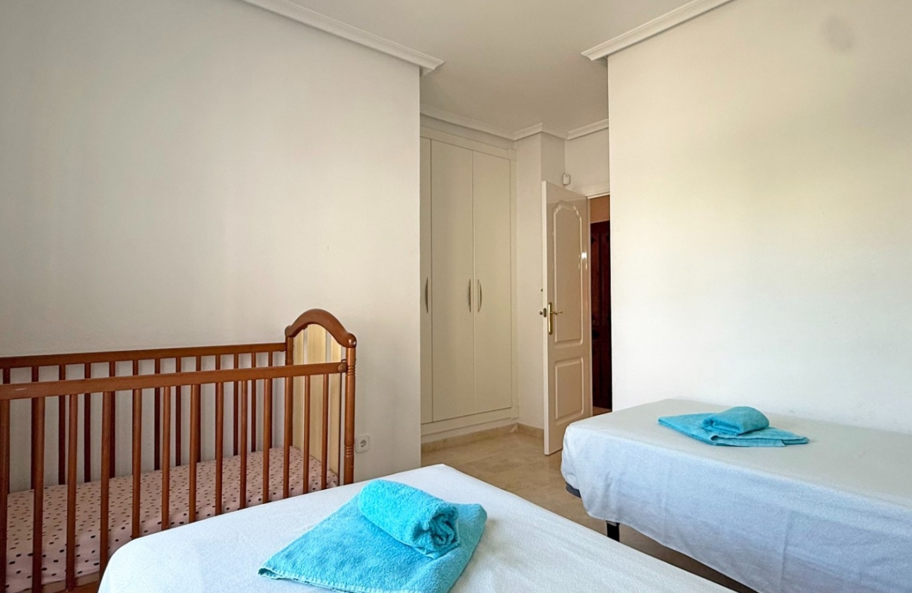 Resale - Apartment / flat - Orihuela Costa - Villamartín