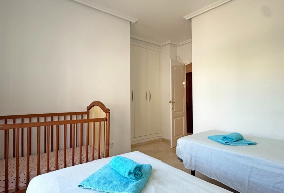 Resale - Apartment / flat - Orihuela Costa - Villamartín