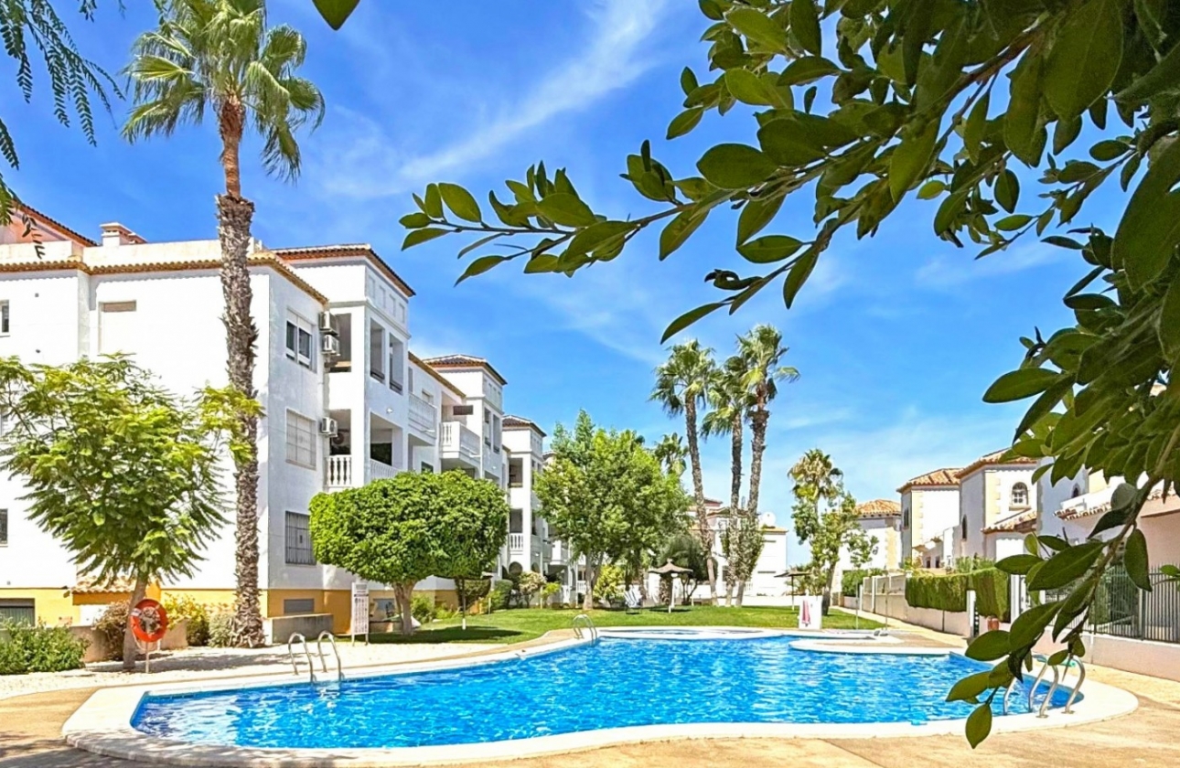 Resale - Apartment / flat - Orihuela Costa - Villamartín