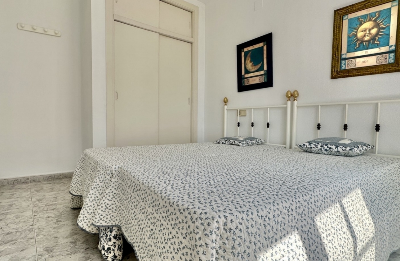 Resale - Apartment / flat - Orihuela Costa - Playa Flamenca