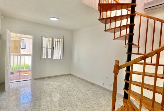 Resale - Apartment / flat - Orihuela Costa - Playa Flamenca