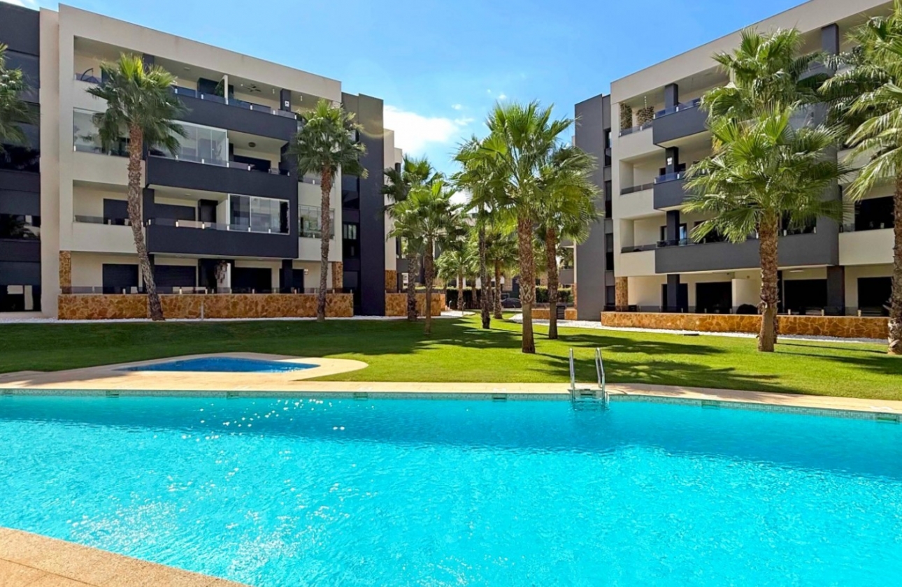 Resale - Apartment / flat - Orihuela Costa - Los Altos