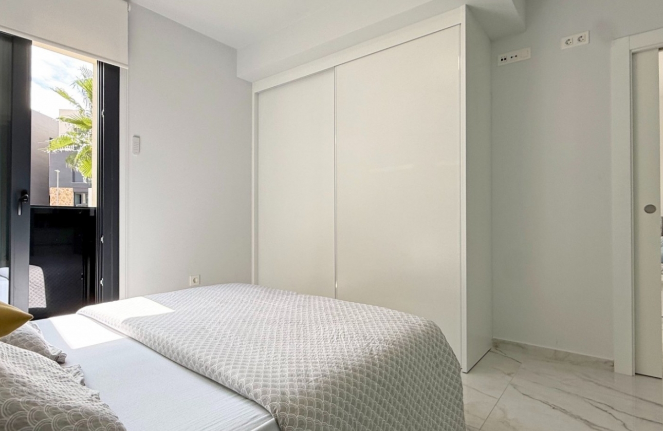 Resale - Apartment / flat - Orihuela Costa - Los Altos