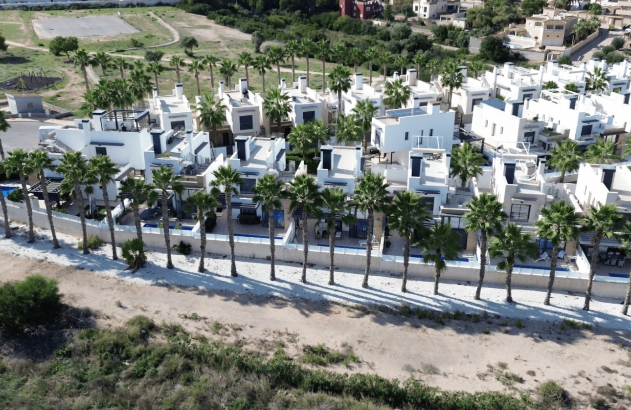 Resale - Villa - Orihuela Costa - Lomas de Cabo Roig