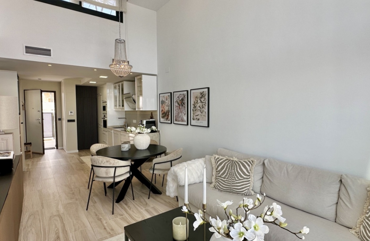 Resale - Villa - Orihuela Costa - Lomas de Cabo Roig