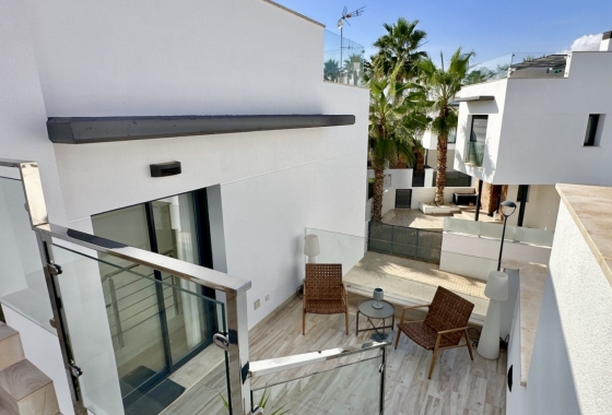 Resale - Villa - Orihuela Costa - Lomas de Cabo Roig