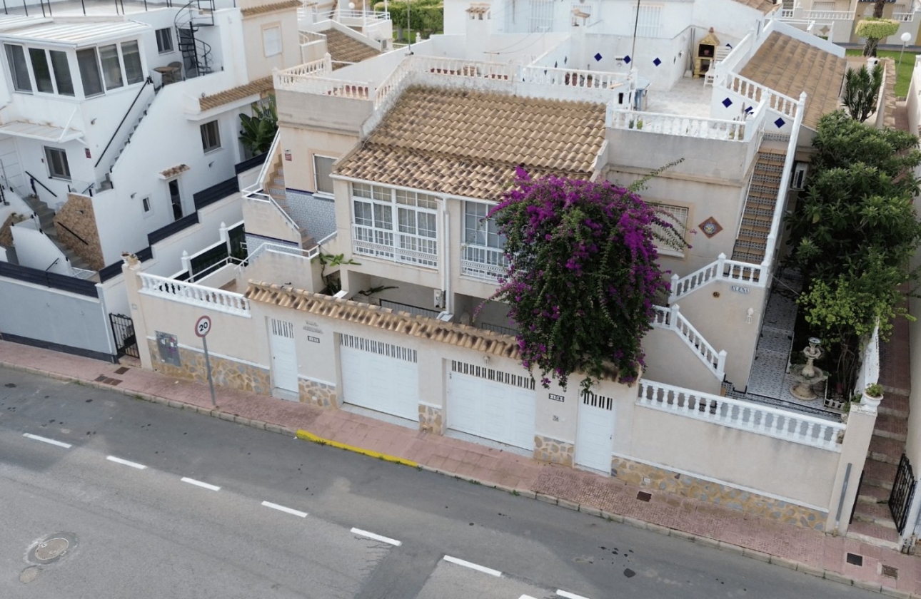 Resale - House - Orihuela Costa - Los Altos
