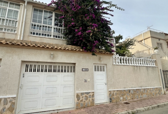 Resale - House - Orihuela Costa - Los Altos