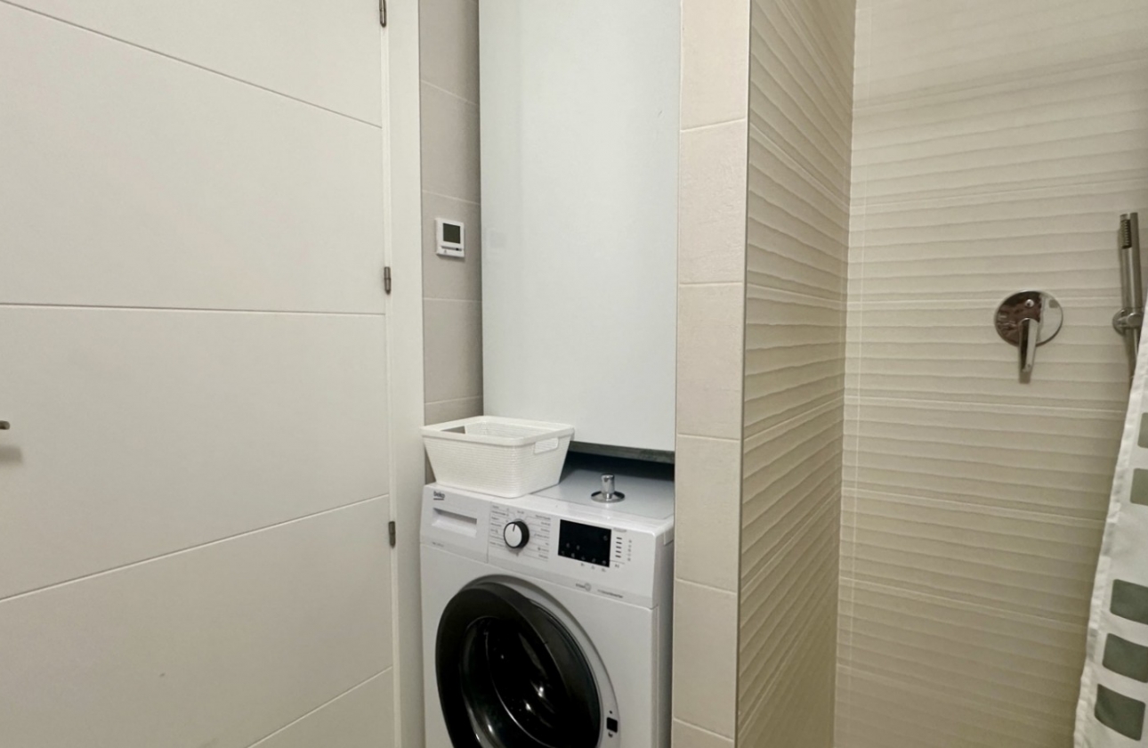 Resale - Apartment / flat - Orihuela Costa - Villamartín