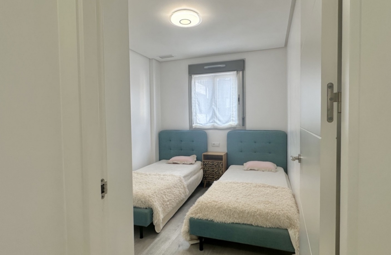 Resale - Apartment / flat - Orihuela Costa - Villamartín