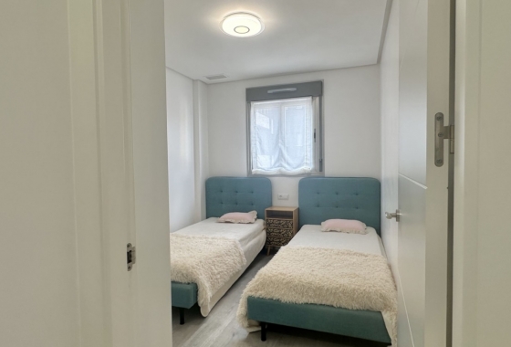 Resale - Apartment / flat - Orihuela Costa - Villamartín