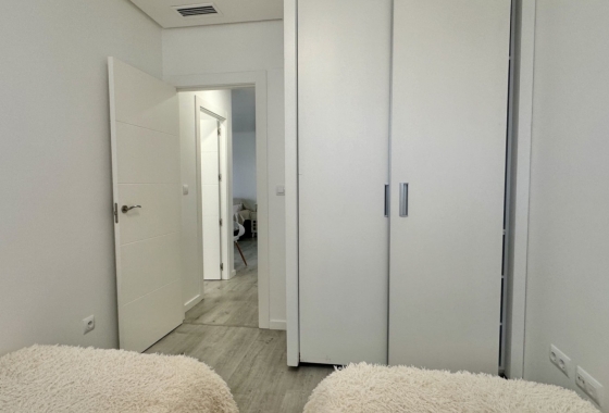 Resale - Apartment / flat - Orihuela Costa - Villamartín