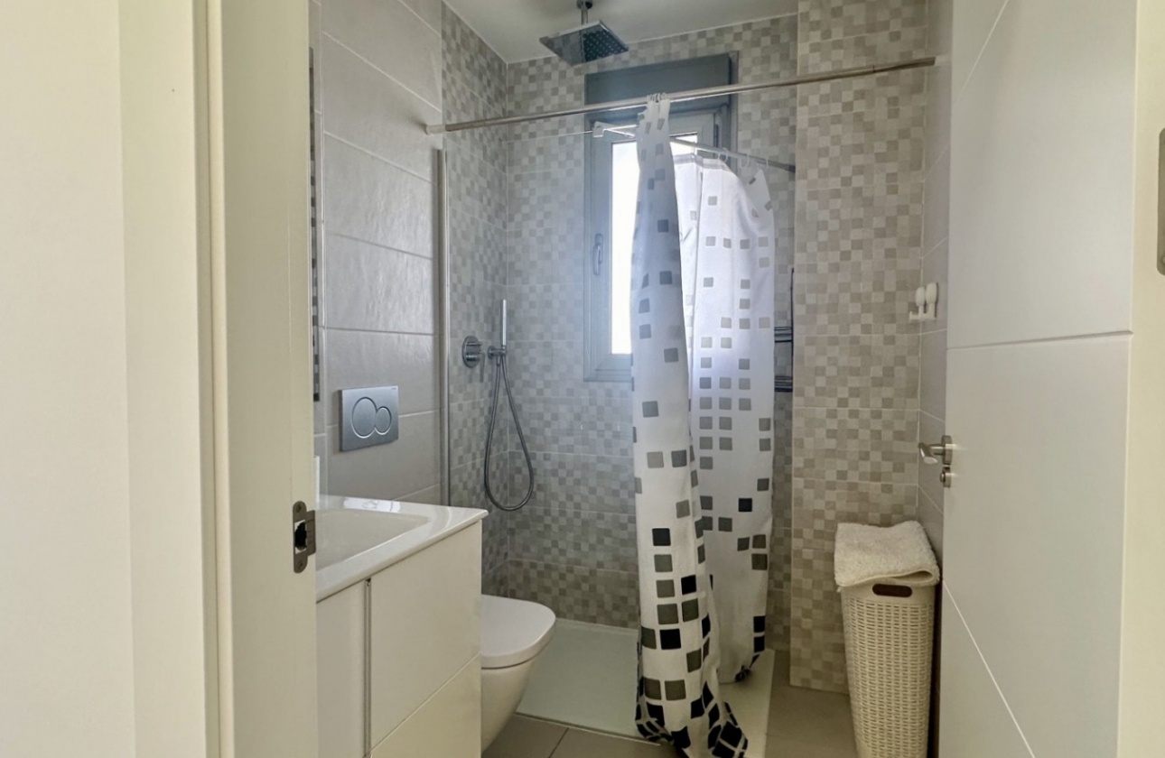 Resale - Apartment / flat - Orihuela Costa - Villamartín