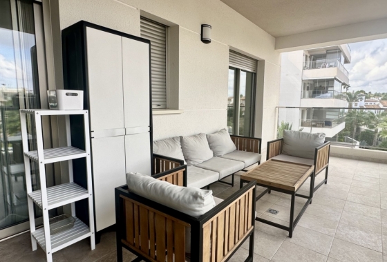 Resale - Apartment / flat - Orihuela Costa - Villamartín