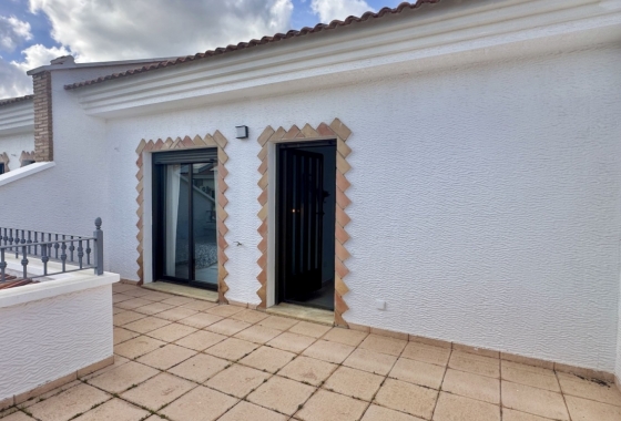 Resale - House - San Miguel de Salinas