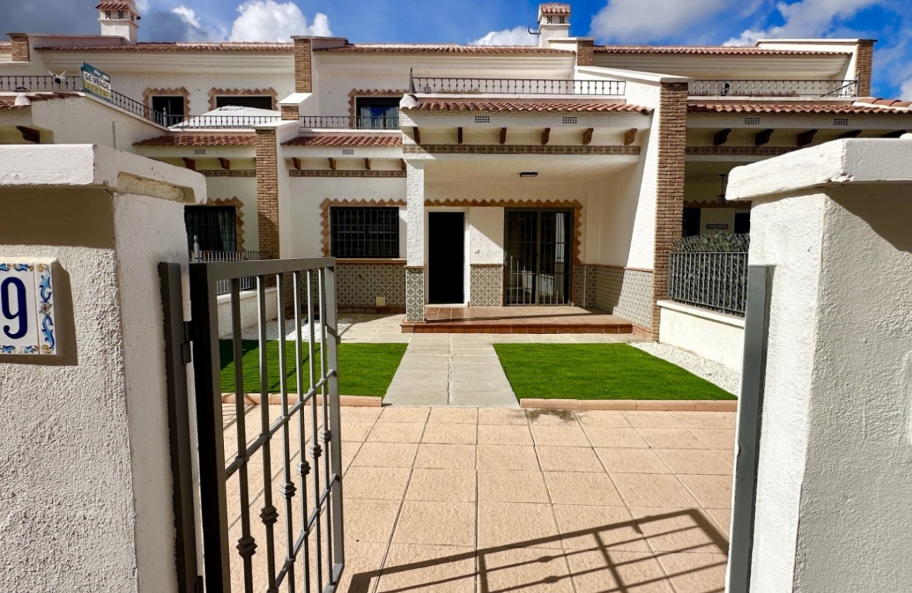 Resale - House - San Miguel de Salinas
