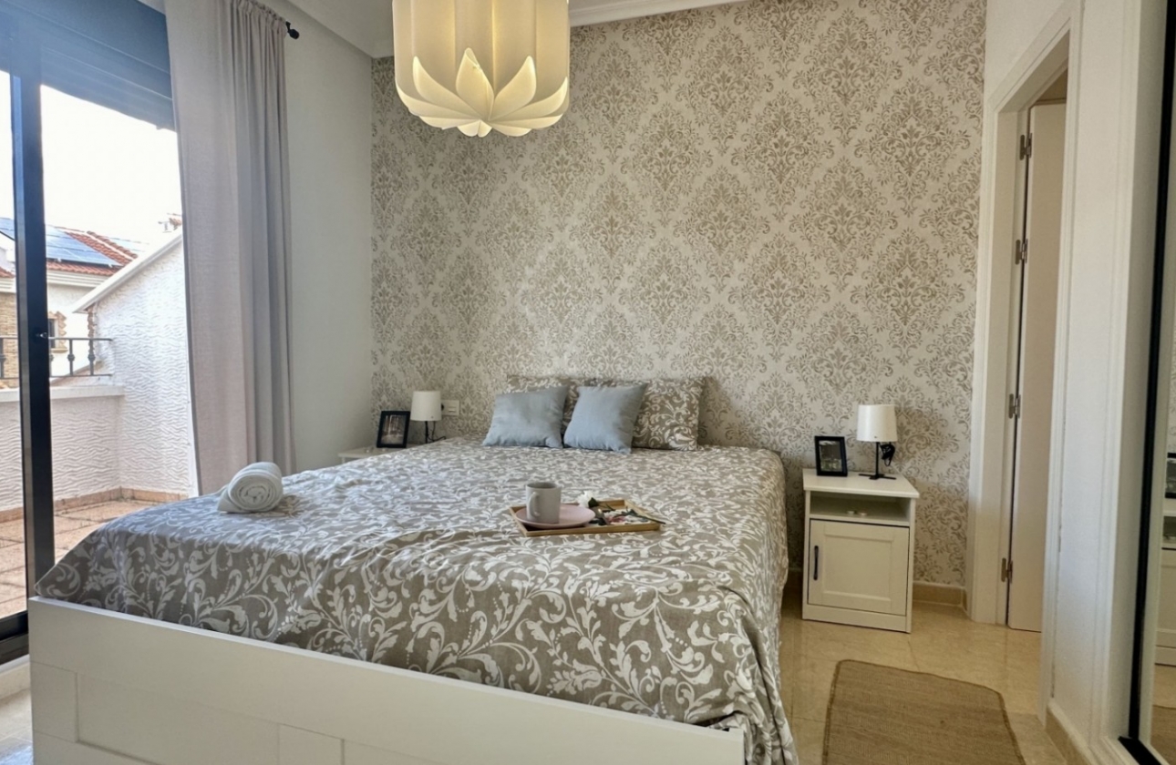 Resale - House - San Miguel de Salinas