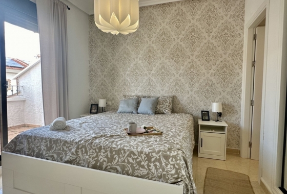 Resale - House - San Miguel de Salinas