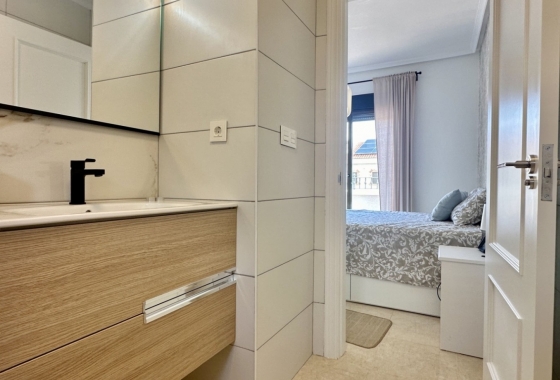 Resale - House - San Miguel de Salinas