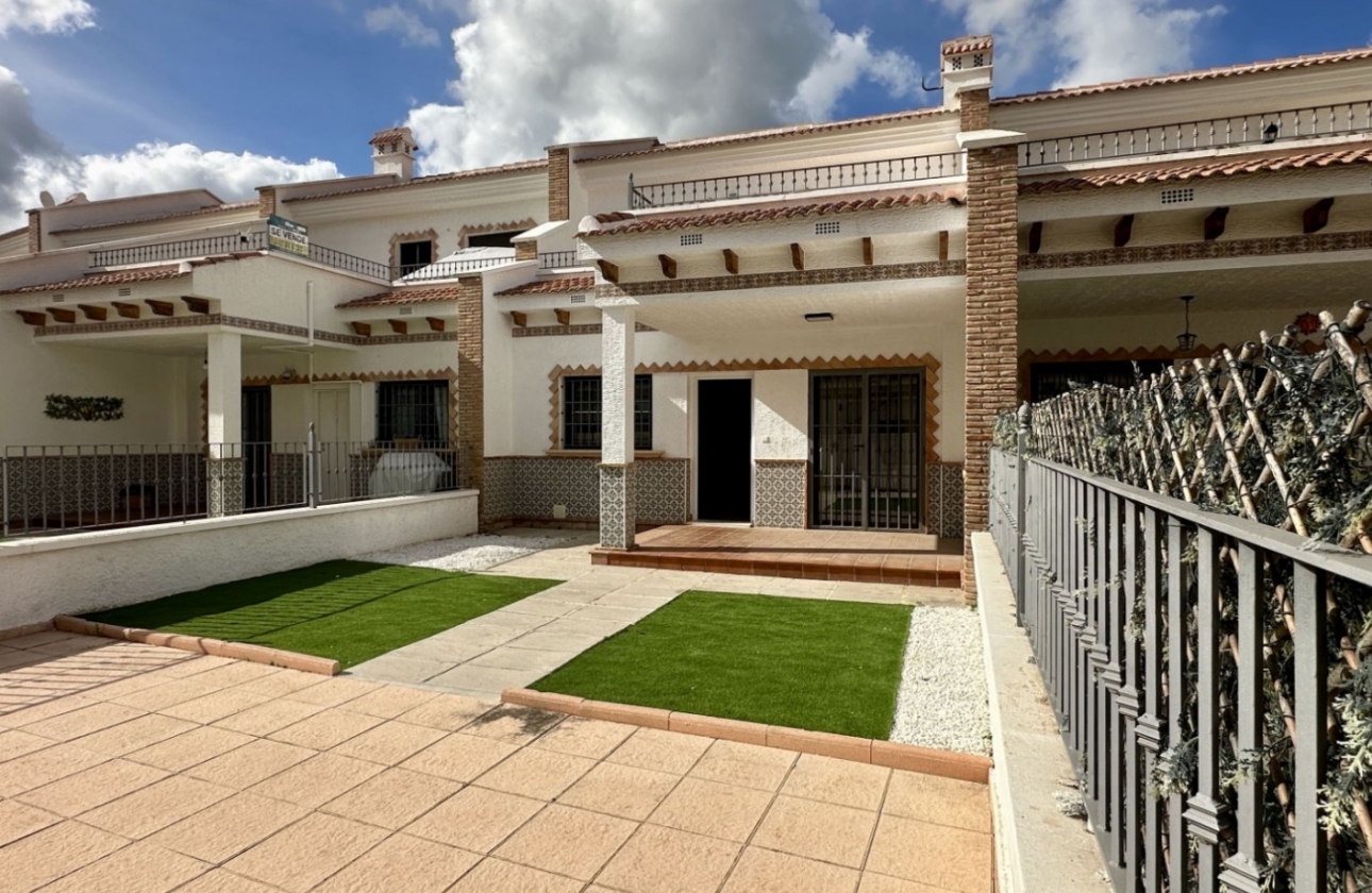 Resale - House - San Miguel de Salinas