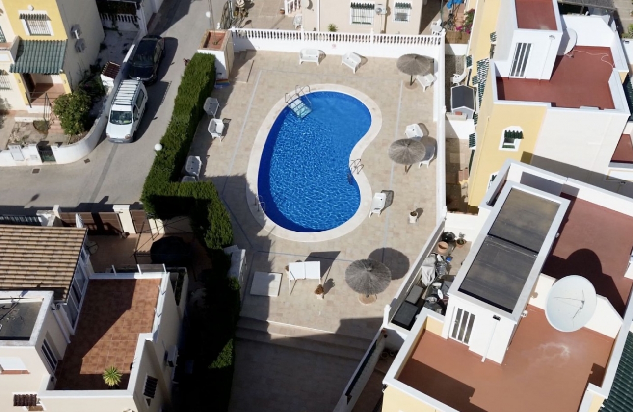Resale - Villa - Orihuela Costa - Los Altos
