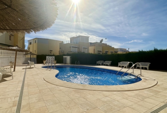 Resale - Villa - Orihuela Costa - Los Altos