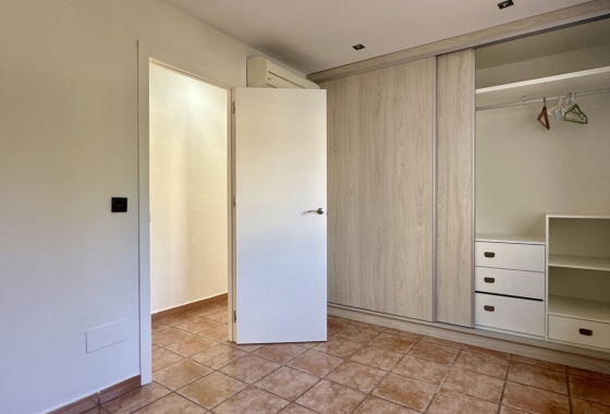 Resale - Villa - Orihuela Costa - Villamartín