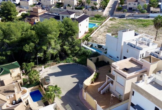 Resale - Villa - Orihuela Costa - Villamartín