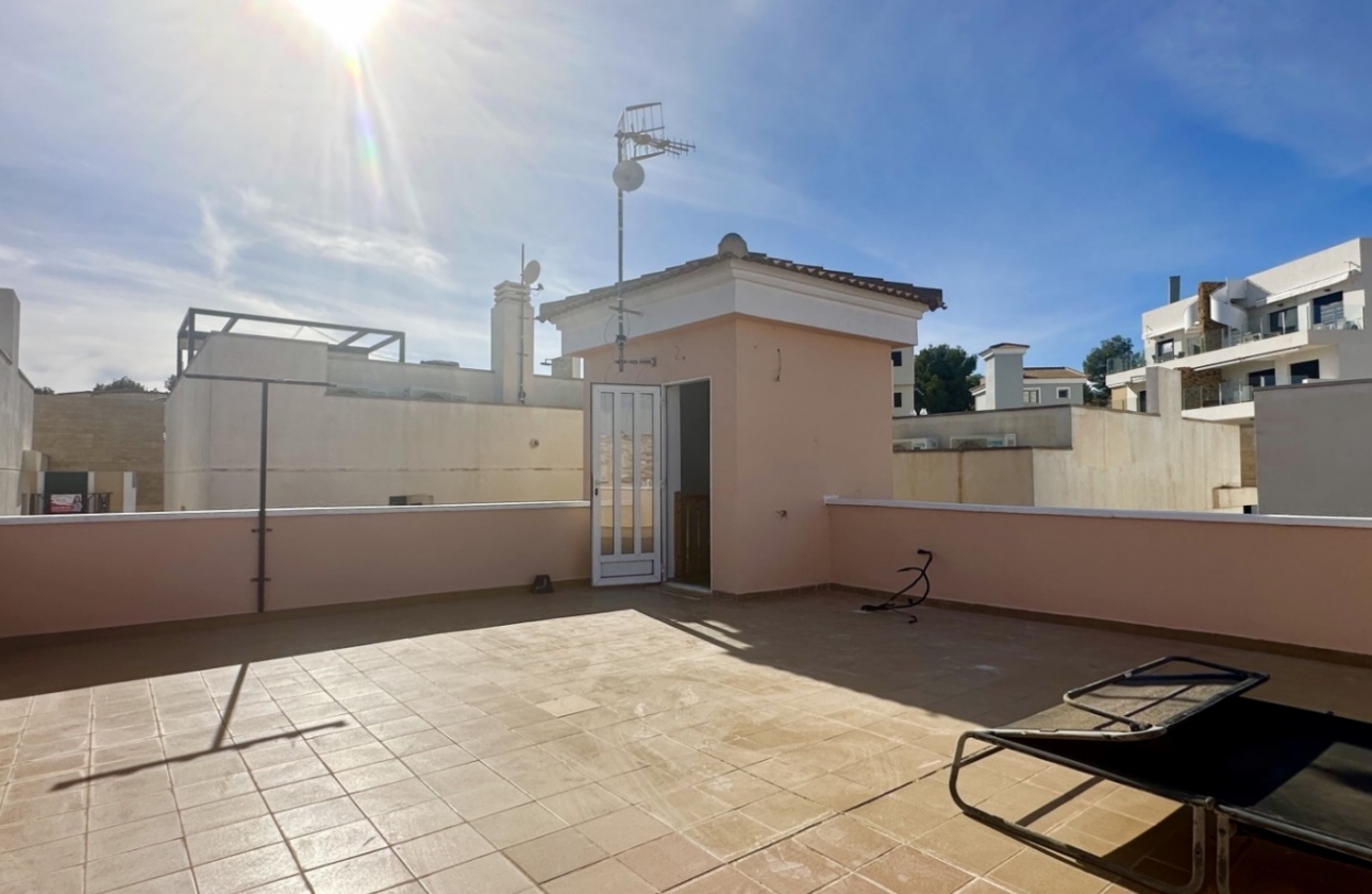 Resale - Villa - Orihuela Costa - Villamartín