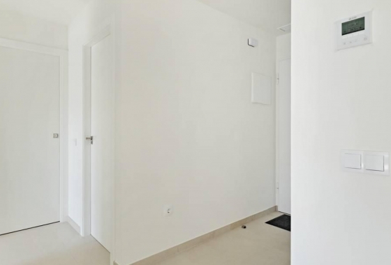 Resale - Apartment / flat - Torrevieja - La Veleta