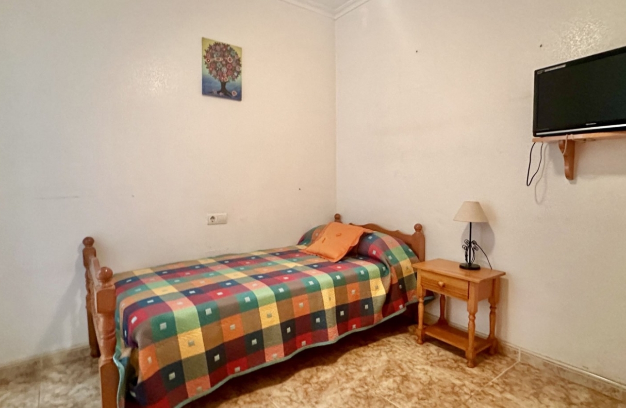 Resale - Apartment / flat - Torrevieja - Playa del Cura