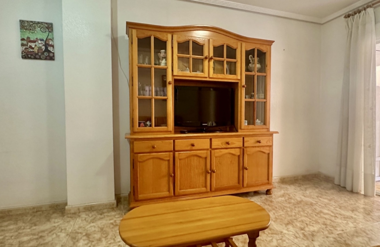 Resale - Apartment / flat - Torrevieja - Playa del Cura