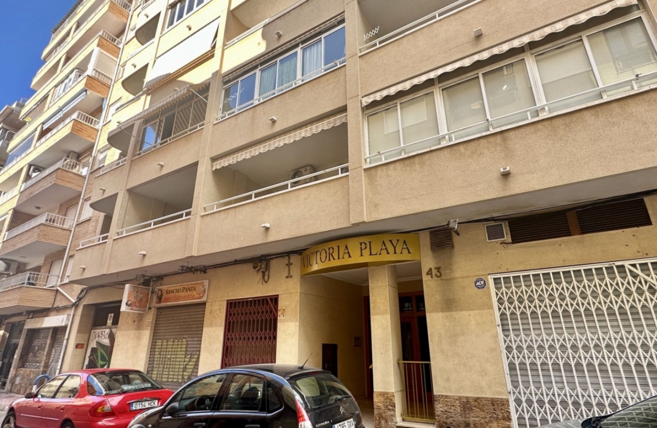 Resale - Apartment / flat - Torrevieja - Playa del Cura