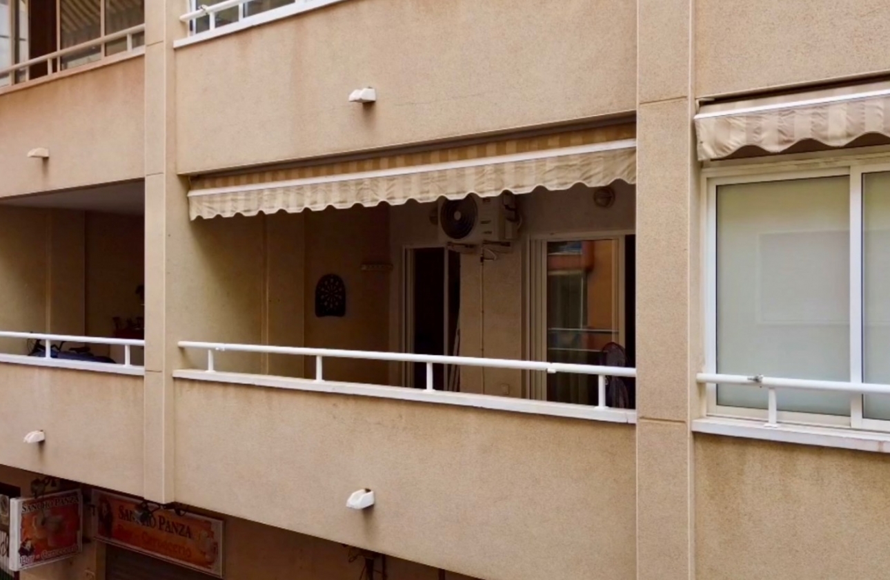 Resale - Apartment / flat - Torrevieja - Playa del Cura