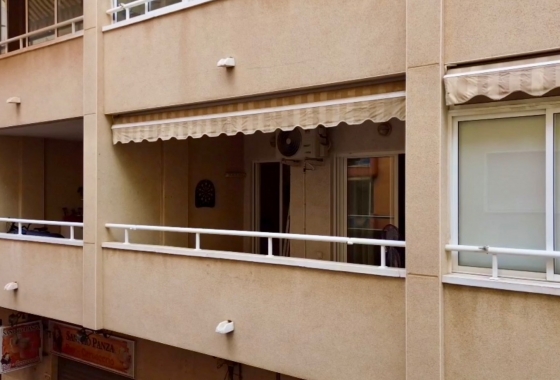 Resale - Apartment / flat - Torrevieja - Playa del Cura