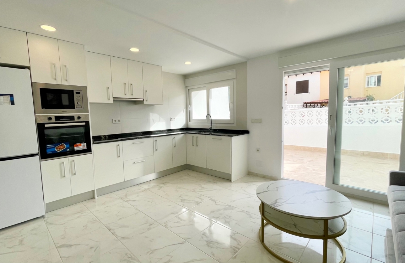 Resale - House - Torrevieja - Los Balcones